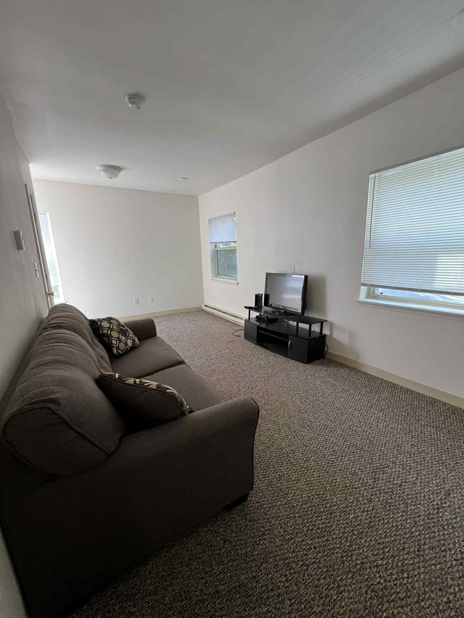 126 Westbourne Lane #12