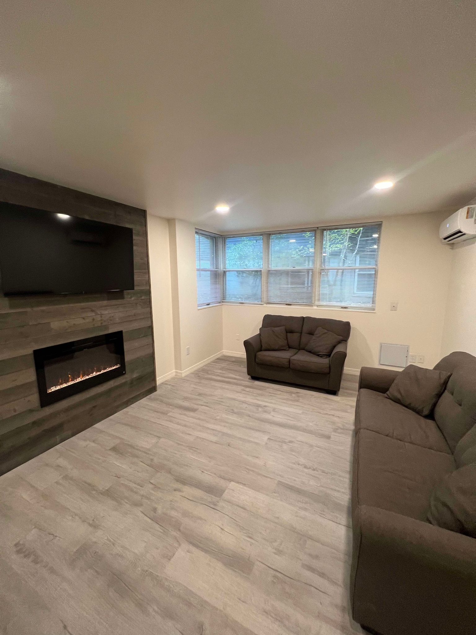 122 Westbourne Lane #1222